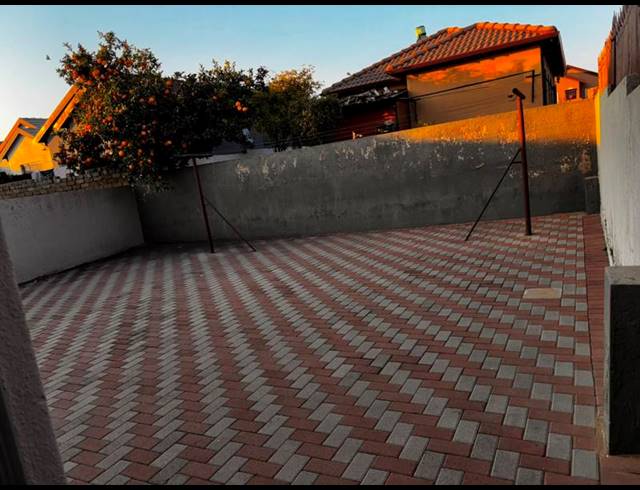 2 BEDROOM HOUSE FOR SALE IN SOSHANGUVE A